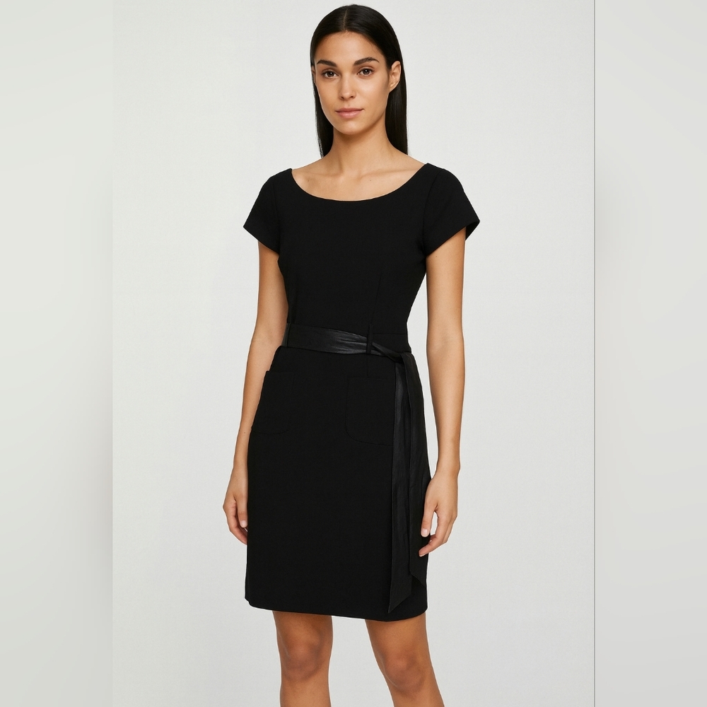 Theory Saloma Rave Black Viscose Blend Belt Crew Neck Front Pockets Dress M